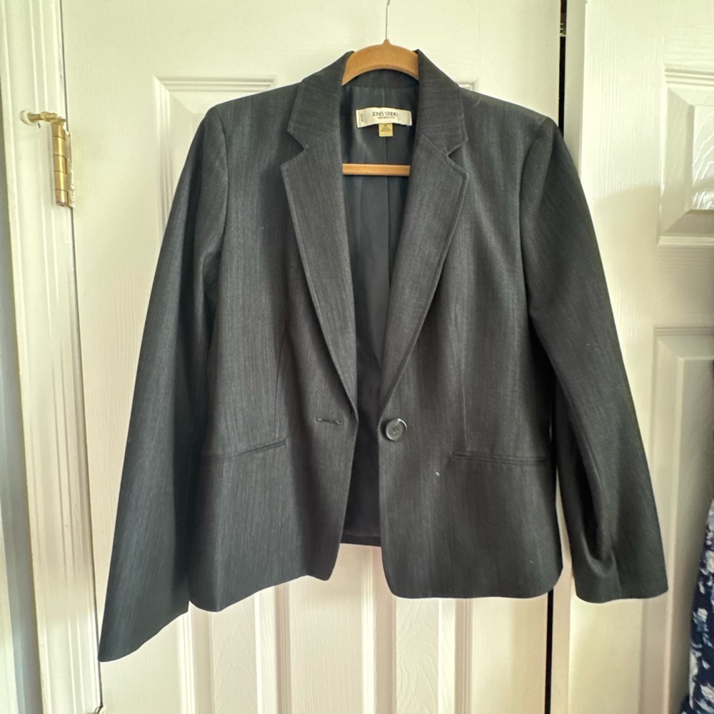 Jones Studio Charcoal Blazer